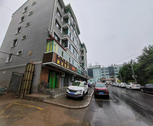 内蒙古呼和浩特市玉泉区光彩路滨江花园11号楼4层2单元2041号转让询价项目