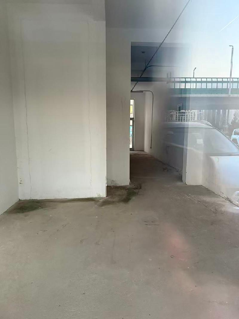 呼和浩特市新城区中交·上东国际商业二期1#底商1-102双层转让询价项目
