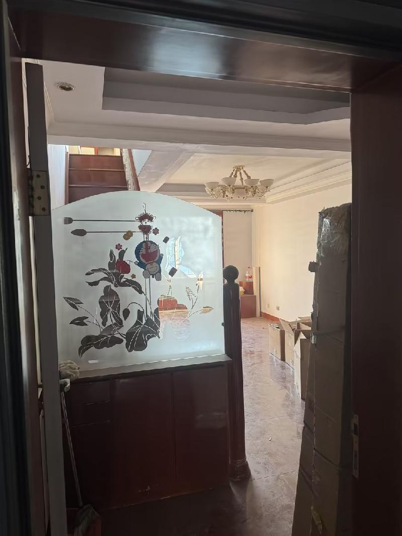 内蒙古呼和浩特市赛罕区乌兰察布东路艺苑公寓E楼4层东单元西户转让询价项目