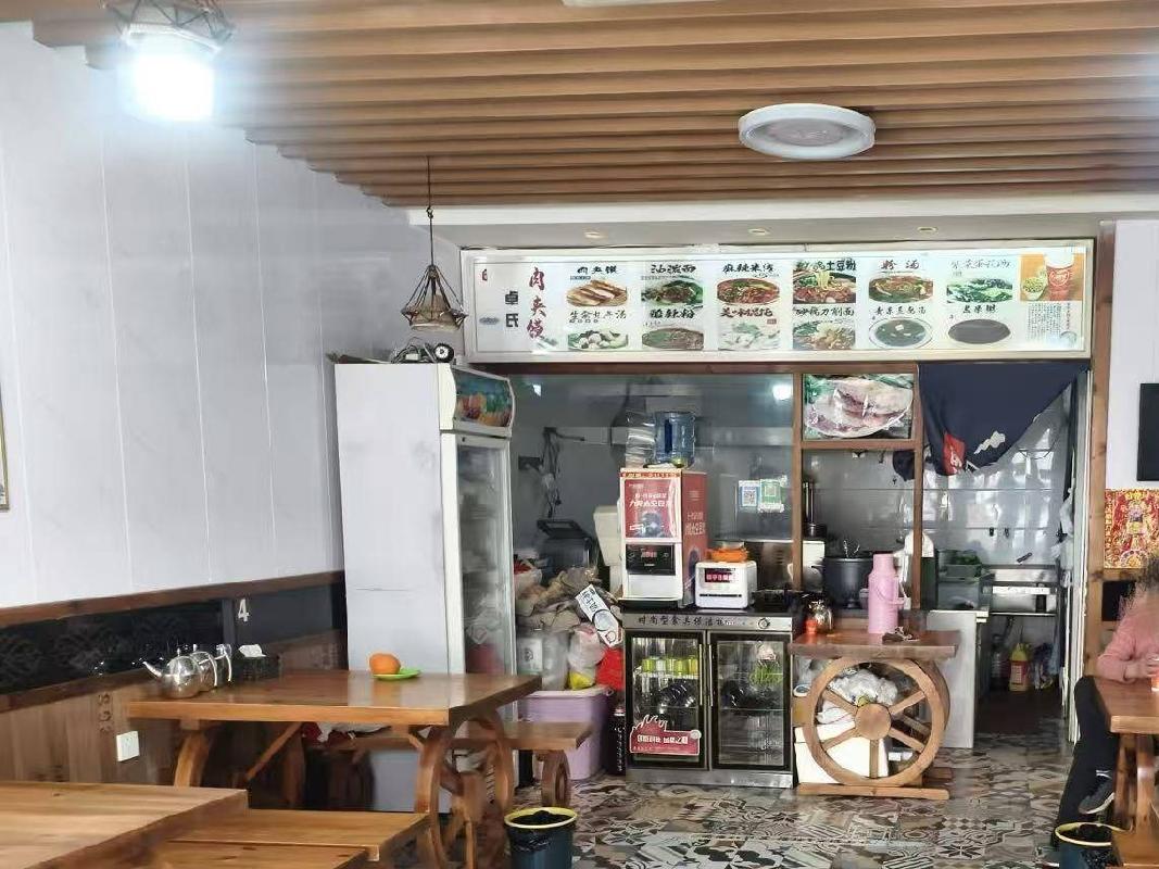 包头市昆区恩和小区一区东二层商店-9号一层房产出租