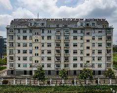 盐城市大丰区通港大道89号集体宿舍楼区域闲置土地及地上房屋建筑、附属设施公开招租(再次挂牌)(国资监测编号GR2025JS1007672-2)