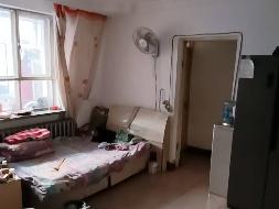 包头市东河区铁西四区12街3栋3单元1层25号住宅房产出租