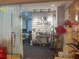 株洲华天大酒店东侧门面(国资监测编号GR2025HN1003302)
