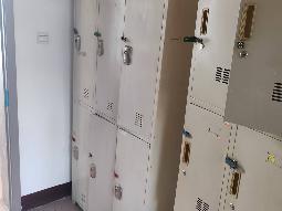 新城宾馆废旧下下铺床、铁皮更衣柜拍卖公告转让公告