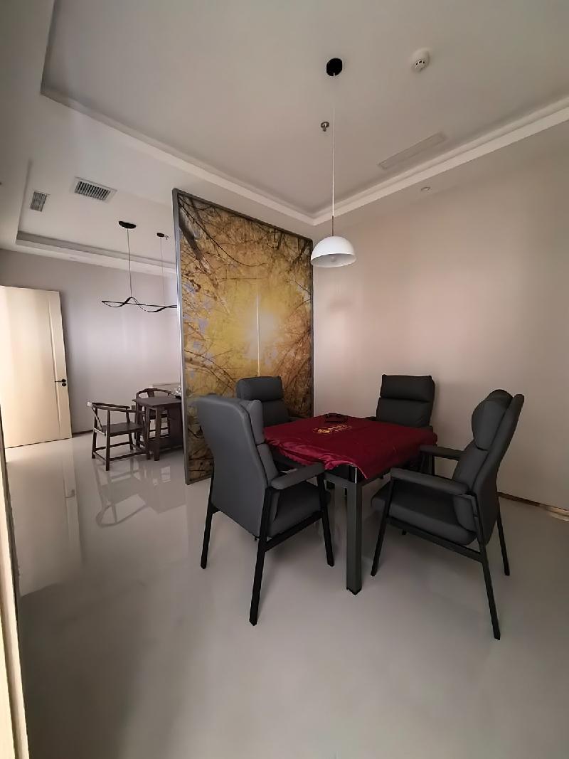 呼和浩特市新城区机场路如意小区会馆附楼一层食堂出租（租期3年，首年租金166500元）(国资监测编号GR2025NM1007950-3)