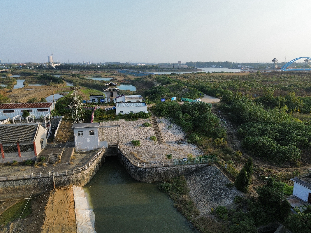 两座构筑物工程主体（清安河穿堤涵洞、渠北闸）、启闭机房及机器设备等一批报废资产整体公开转让(国资监测编号GR2025JS1007730)