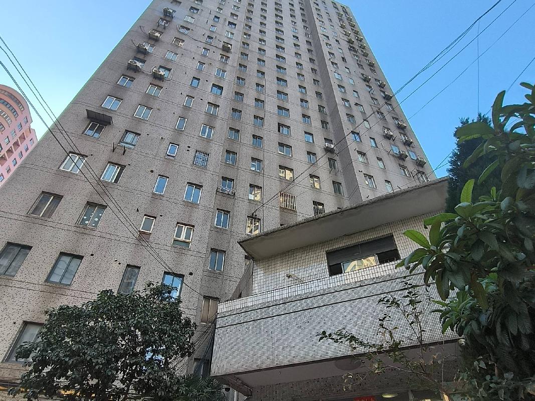 上海市定西路1310弄2号8套住宅整体租赁(国资监测编号GR2025YN1001495)