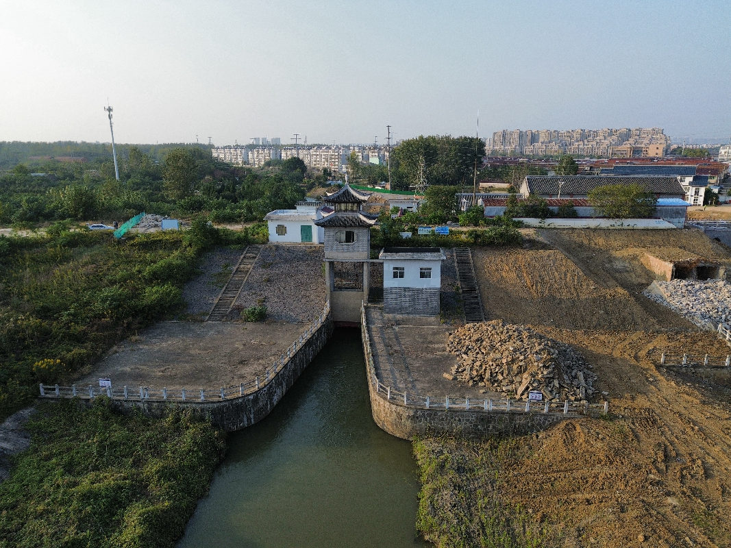 两座构筑物工程主体（清安河穿堤涵洞、渠北闸）、启闭机房及机器设备等一批报废资产整体公开转让(国资监测编号GR2025JS1007730)