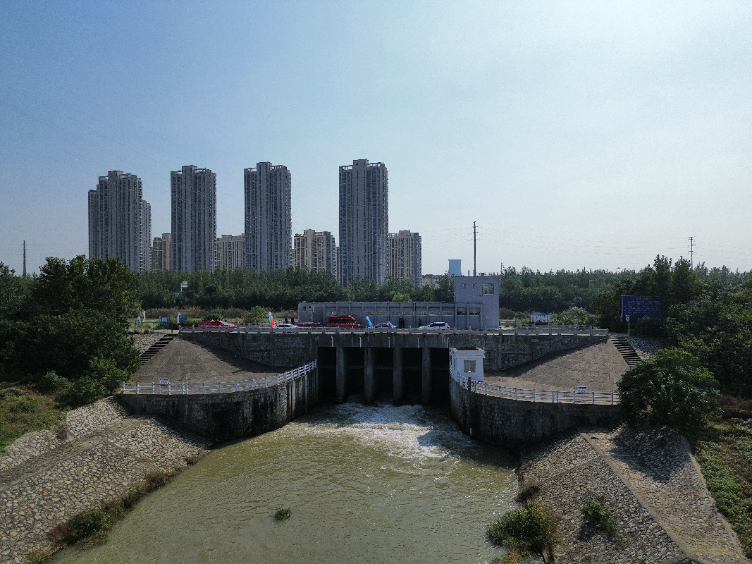 两座构筑物工程主体（清安河穿堤涵洞、渠北闸）、启闭机房及机器设备等一批报废资产整体公开转让(国资监测编号GR2025JS1007730)