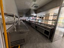 呼和浩特市新城区机场路如意小区会馆附楼一层食堂出租（租期3年，首年租金166500元）(国资监测编号GR2025NM1007950-3)
