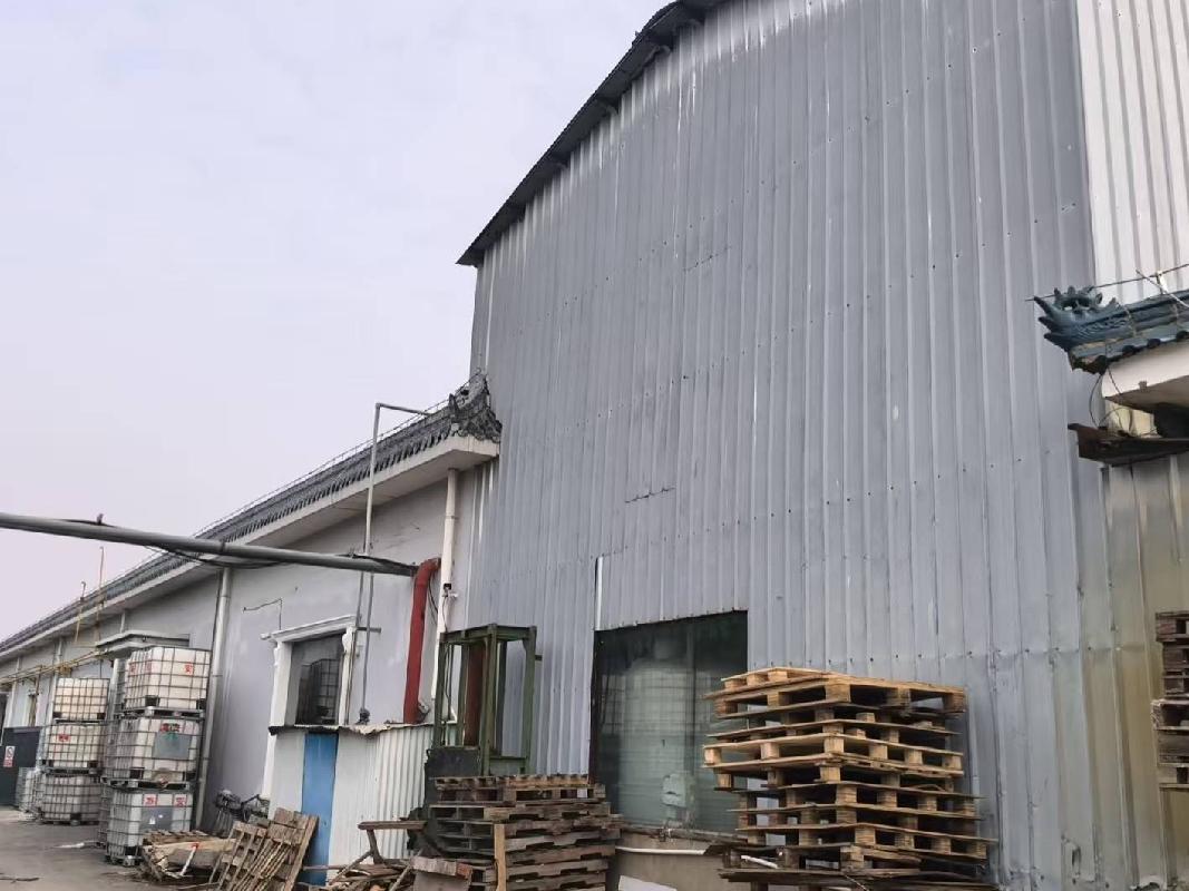 盐城市亭湖区黄尖镇位于振兴路北、子午河东侧的房屋、构筑物和土地使用权公开转让(国资监测编号GR2025JS1007860)