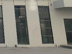 洪泽区高良涧镇洪泽三馆（新县中）面西看台A10招租公告招租公告
