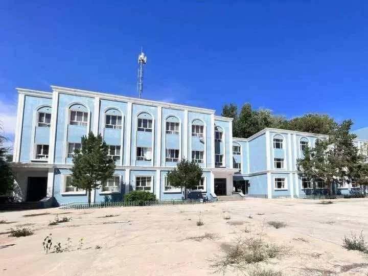 新疆北屯农村商业银行股份有限公司转让位于新疆北屯市一八一团克木齐社区巴克六路1.5公里处以西房产（资产包十）(二次挂牌)(国资监测编号GR2025XJ1001847-2)