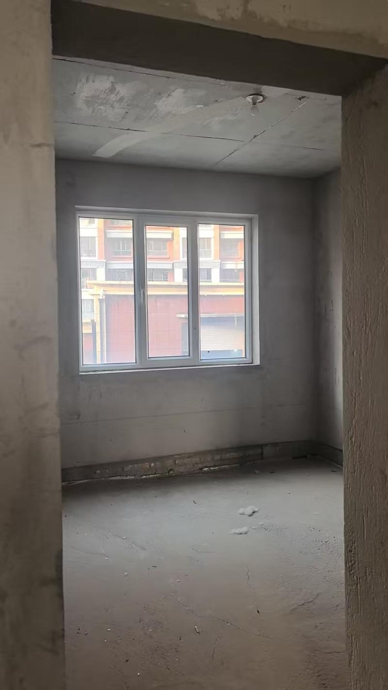 内蒙古自治区呼和浩特市察素齐镇工农兵路水晶城小区住宅二期共10处住宅询价项目