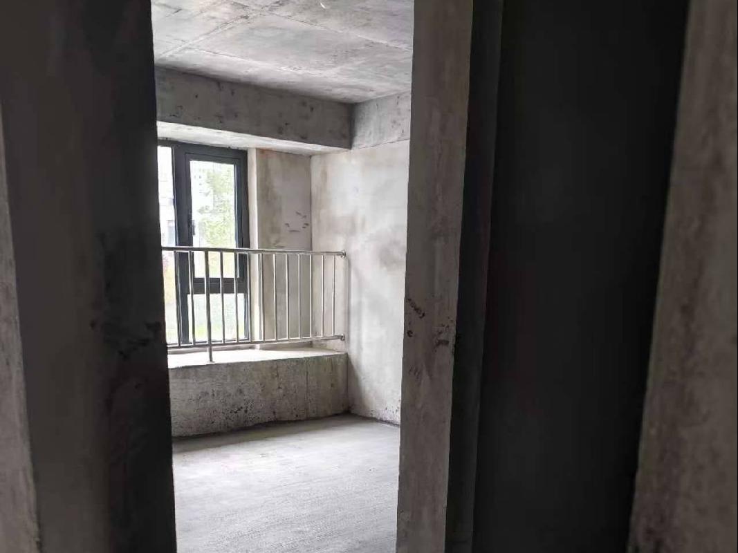 安康高新区中梁宸院14幢2单元3层301号房产转让项目(国资监测编号GR2025JS1007864)