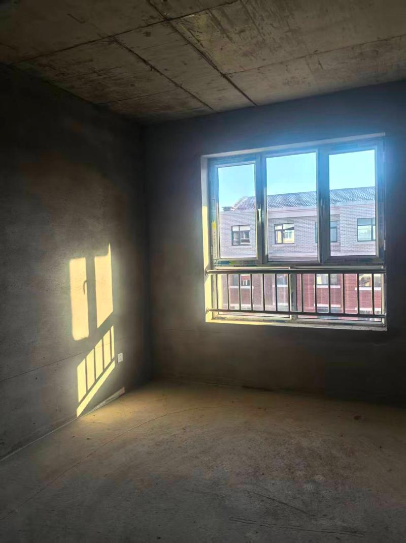 内蒙古自治区呼和浩特市和林格尔县卓越新城小区2#-4-602询价项目