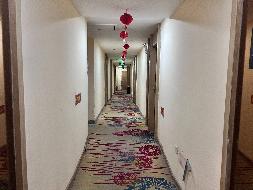 宾阳县饮食服务公司原夜明珠酒楼和夜明珠住宿部（部分）招租（15年）项目