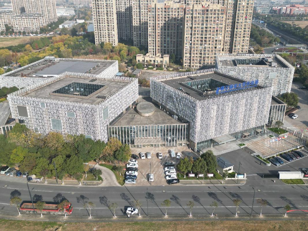 江苏瀚瑞资产经营有限公司位于镇江智慧大道399号银湖花园1栋一层、二层房屋（商业综合体）运营方公开征集(国资监测编号GR2025JS1008018)