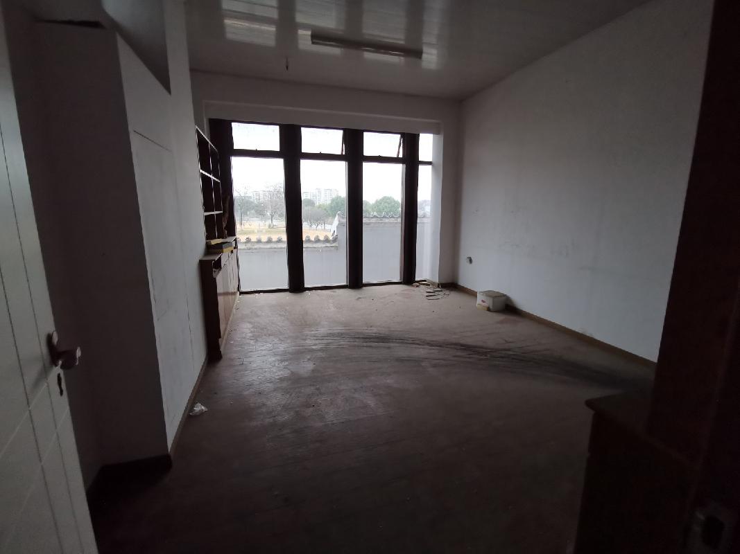 常州市武进区嘉泽镇钦风路与茶泽街交叉路口西南侧状元坊蟾宫205招租公告(国资监测编号GR2025JS2008076)