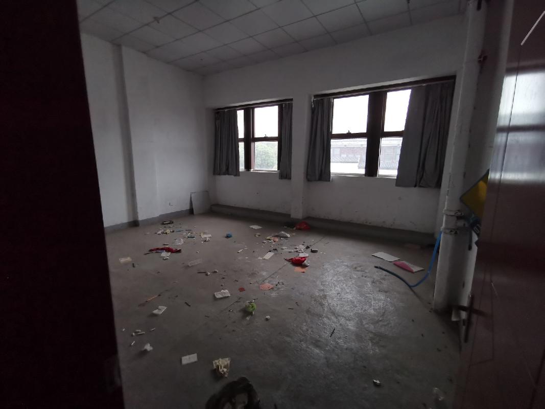 常州市武进区嘉泽镇钦风路与茶泽街交叉路口西南侧状元坊（原袋鼠教育）201-205室画舫斋西2楼招租公告(国资监测编号GR2025JS2008078)