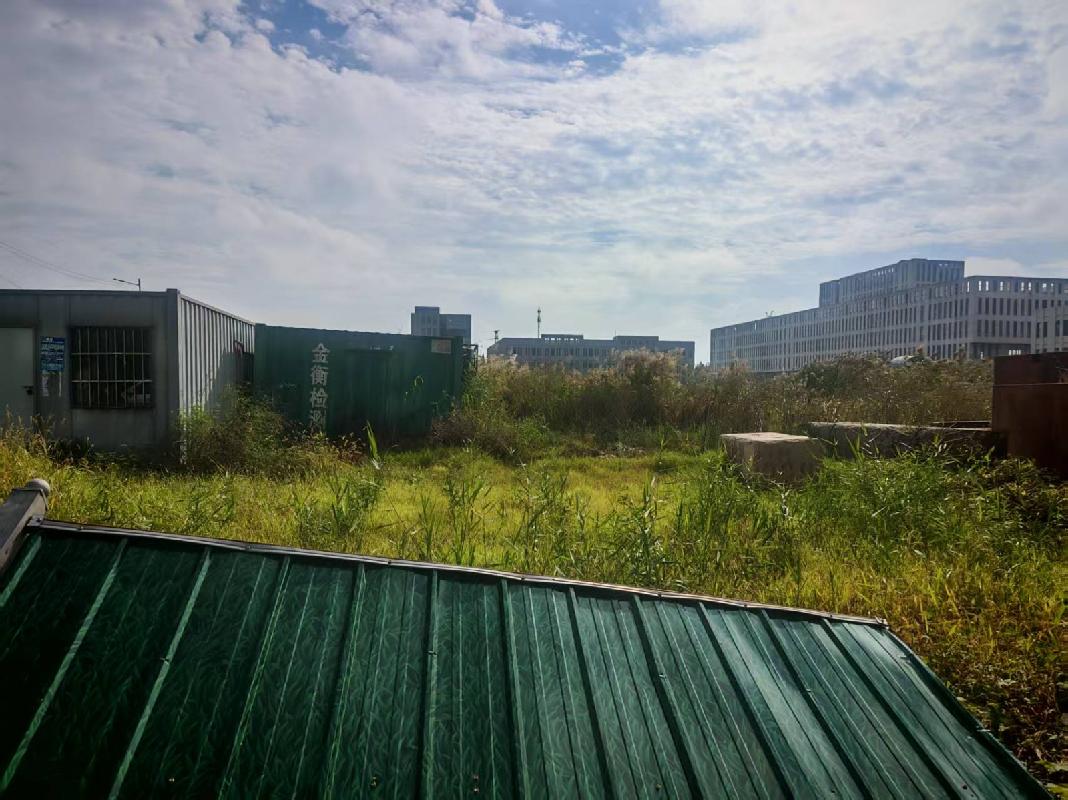 江苏临港经济园投资开发有限公司一处位于泰州医药高新区（高港区）口岸街道友谊港路 198 号工业土地使用权转让