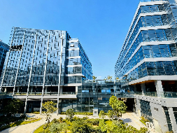 泉州数字经济产业园标准园区B、C区项目“先租后让”