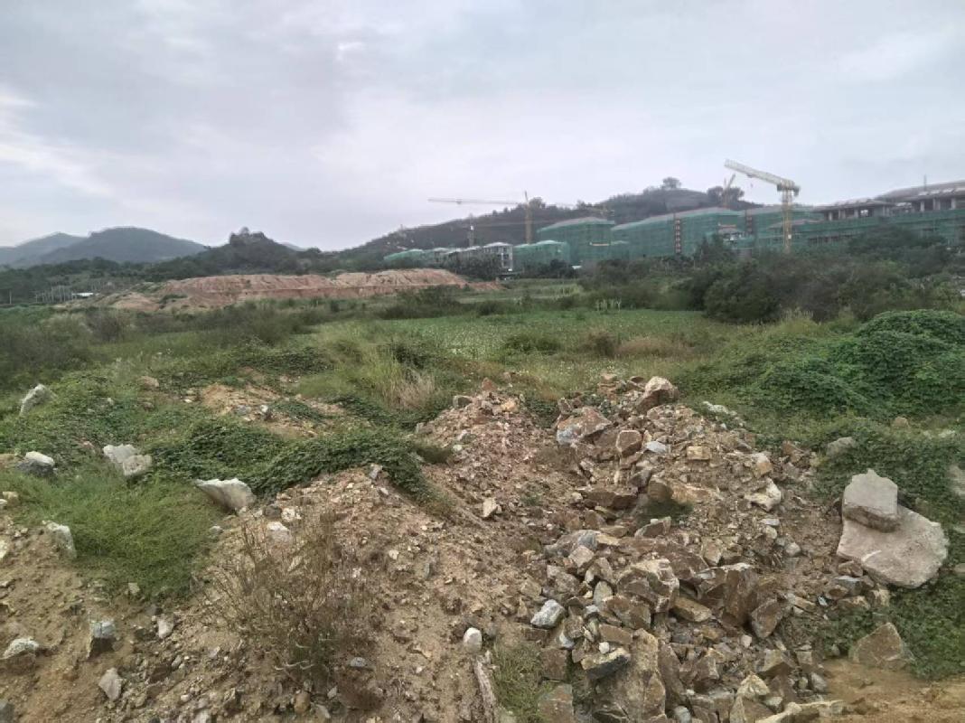 三亚神泉集团（原南田·海棠天姿项目）121.31亩国有建设用地使用权延期再次转让