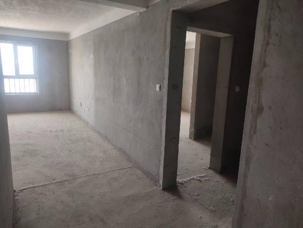 新疆生产建设兵团建设工程（集团）有限责任公司转让位于博乐市北京路青河名门小区（J1-1-21-1)1幢1单元902号房产
