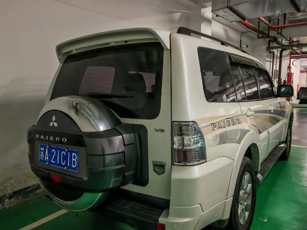 一辆帕杰罗牌汽车（苏A21C1B）公开转让(国资监测编号GR2025JS1008176)