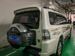 一辆帕杰罗牌汽车（苏A21C1B）公开转让(国资监测编号GR2025JS1008176)