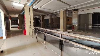 玉溪市江川区龙旺湖城13-2-1、13-3-1、17-3-1号三间商铺租赁