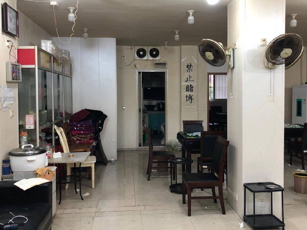 南京市秦淮区红土桥24，26号房屋公开招租