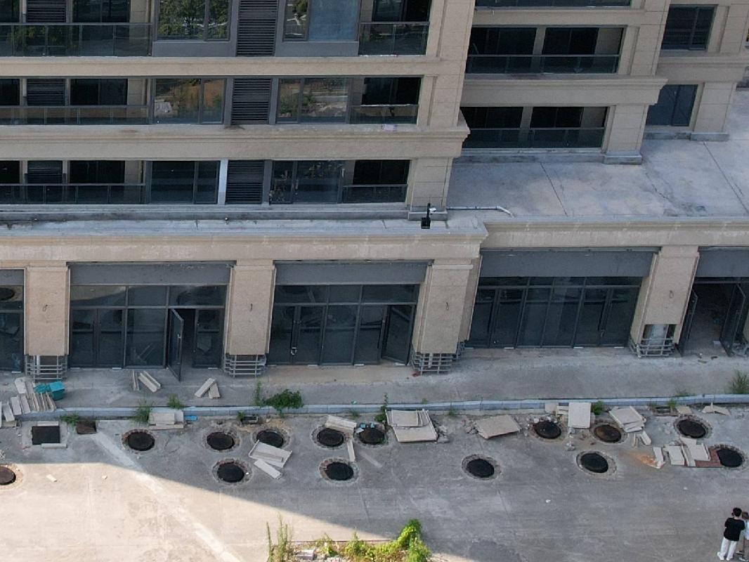 柳州市鹿寨县鹿寨镇元宝路11号蓝城祥鹿城3栋5室商铺招租项目
