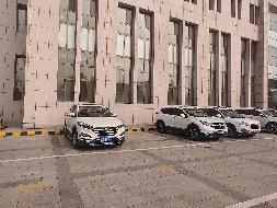 内蒙古自治区包头市高新区稀土大街以北的生产化验中心楼3层（东部区域）、4 层及地上14个车位、地下10个车位整体公开招租（年租金底价205900.00元（含税），租期1-10年）(三次挂牌)(国资监测编号GR2025NM1008115-3)