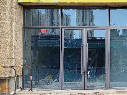 柳州市鹿寨县鹿寨镇元宝路11号蓝城祥鹿城6栋12室商铺招租项目