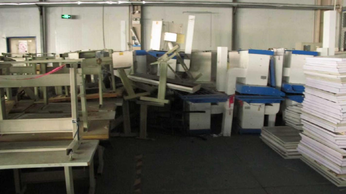 一批粘合机、平缝机、绣花机、锅炉等废旧物资转让（内蒙古恒正集团包头工贸有限公司）(国资监测编号GR2025NM1008226)