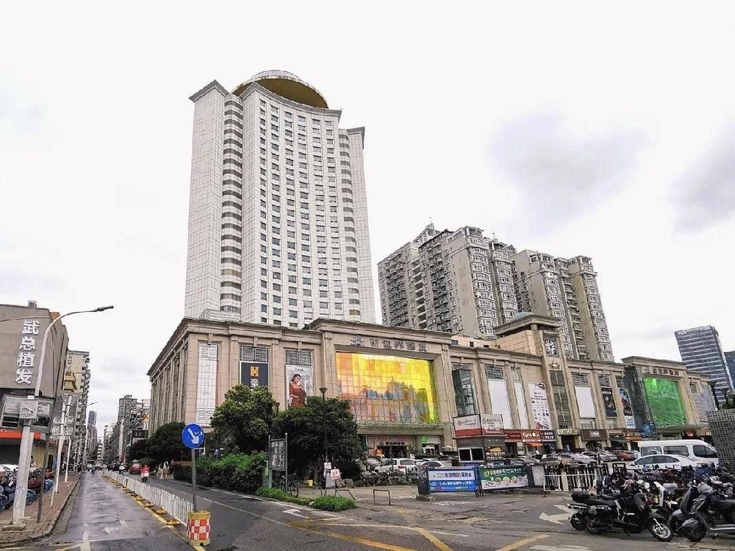 关于兴湘资产经营（湖北）有限责任公司武汉大宗经营性资产招商公告