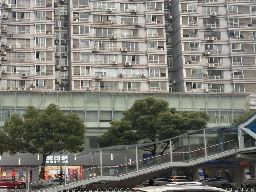 关于湖南国富资产管理有限公司时速风标资产招商公告(国资监测编号GR2025HN1003830)