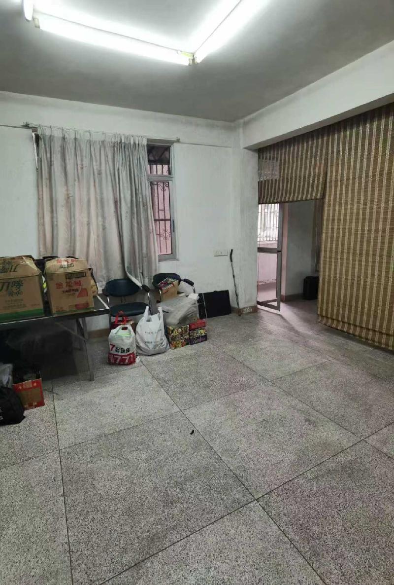 广东省汕头市龙湖区丽水庄东区 8 幢 404 号公开转让(再次挂牌)(国资监测编号GR2025JS1008302-2)