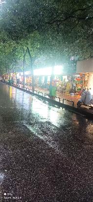 长沙市雨花区水院巷8个门店招租(二次挂牌)