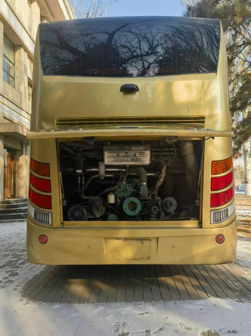 两辆大型普通客车（西沃牌XW6123B、柯斯达牌SCT6703TRB53LI）转让（包头青山宾馆有限公司）(国资监测编号GR2025NM1008278-3)
