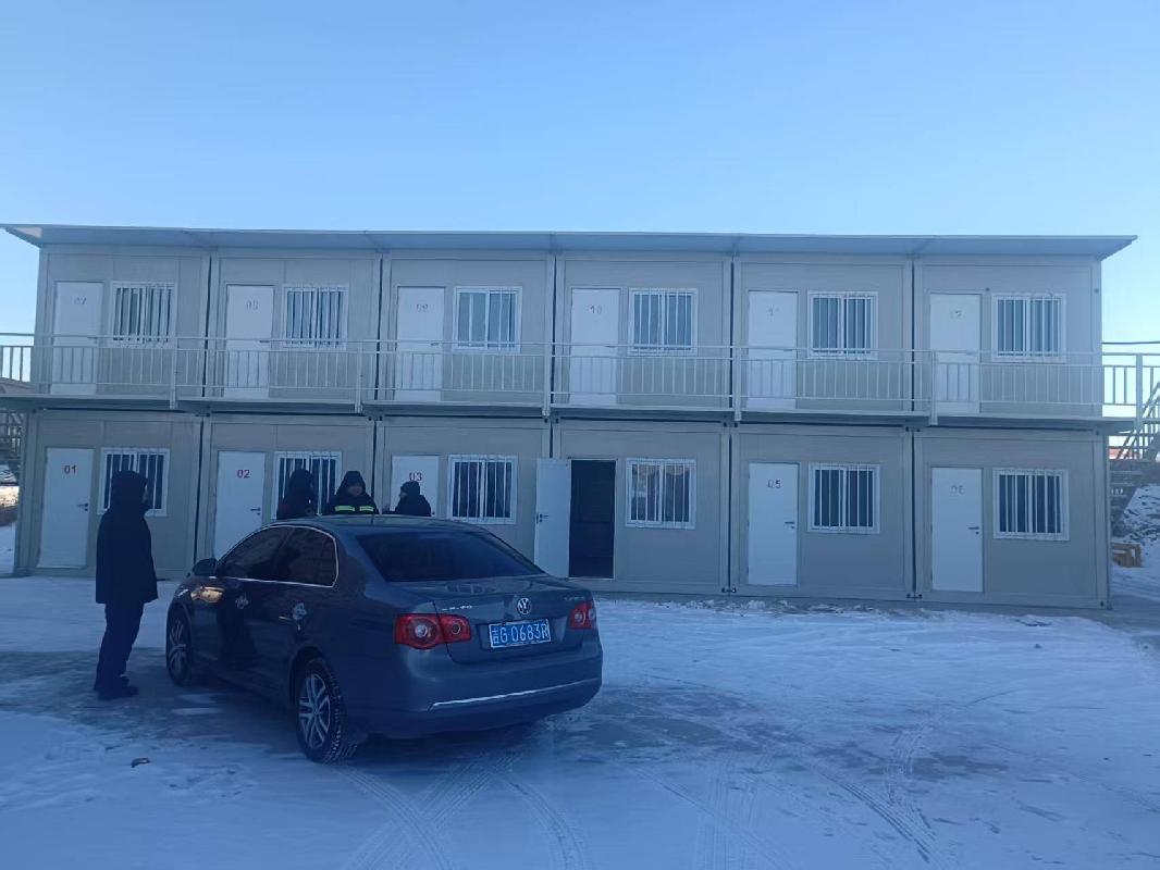位于兴安盟经济技术开发区集中生活区的集装箱活动板房整体出租（年租金底价105028.00元，租期1年）(国资监测编号GR2025NM1008288)