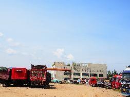 呼市回民区西二环路以西、成吉思汗大街以北1宗国有建设用地土地使用权及地上建筑物转让