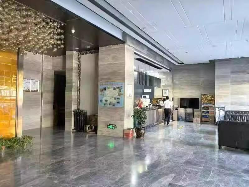 甘肃省嘉峪关市新华北路东润酒店转让公告（第二次）