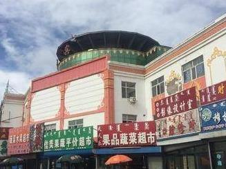 内蒙古自治区鄂温克旗巴镇五居民政局商业中心1号楼109号(八次挂牌)