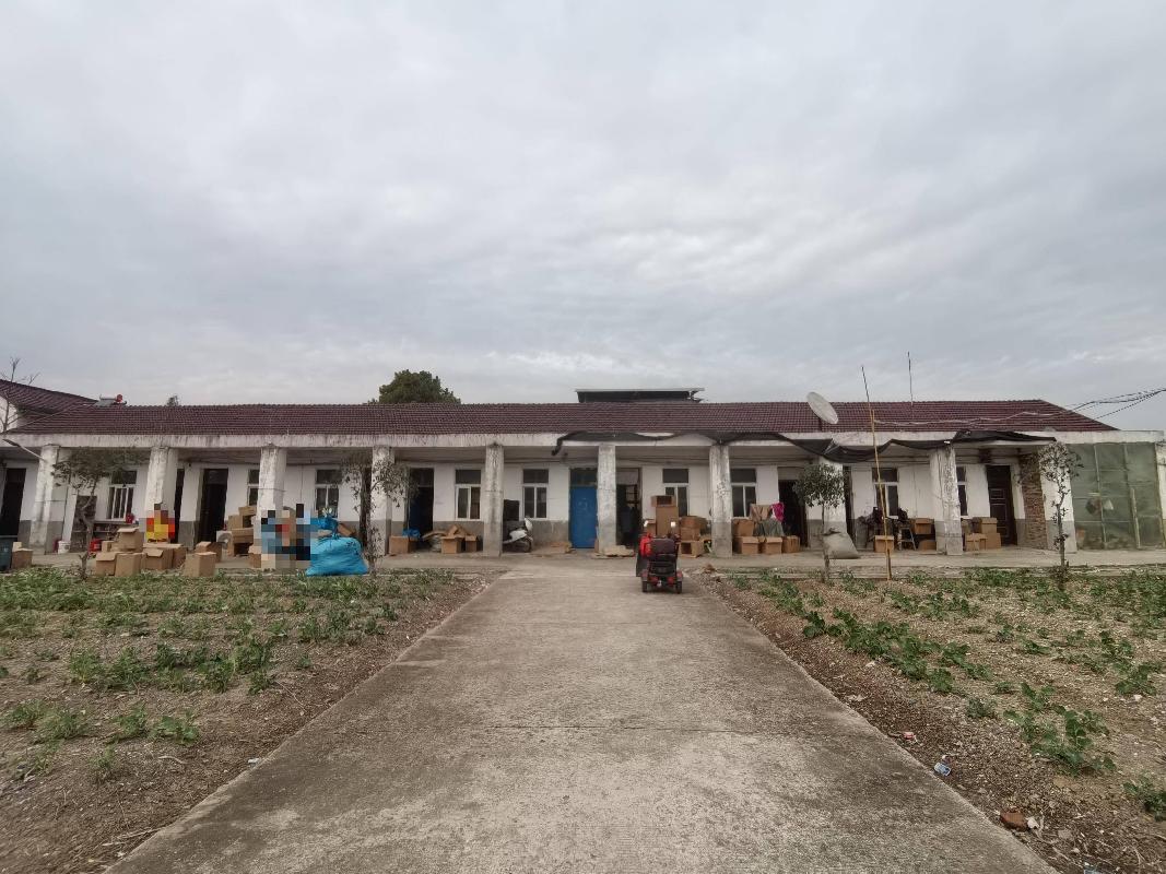无为市陡沟镇原赵坝小学房屋及场地出租公告(国资监测编号GR2026AH2000002)