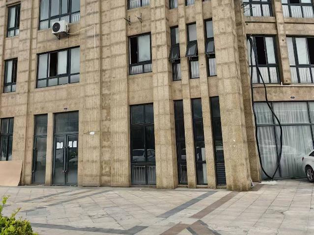 淮安市淮阴区喜利达名苑23幢S-102室商业用房招租公告