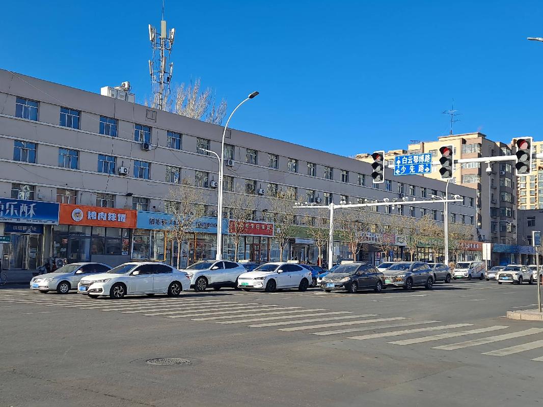包头市昆区白云路 67 号万开公寓出租项目（7年共计总租金底价：5110000元，租期：7年）（包钢集团万开实业有限公司）(国资监测编号GR2026NM1000285)
