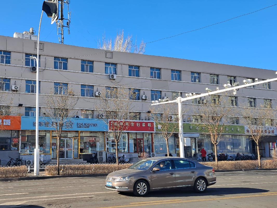 包头市昆区白云路 67 号万开公寓出租项目（7年共计总租金底价：5110000元，租期：7年）（包钢集团万开实业有限公司）(国资监测编号GR2026NM1000285)