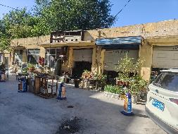 内蒙古自治区通辽市科尔沁区自来水小区两间车库独立出租（年租金详见清单，租期均为1年）
